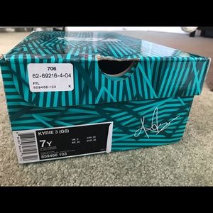 kyrie 3 gs basketball shoes